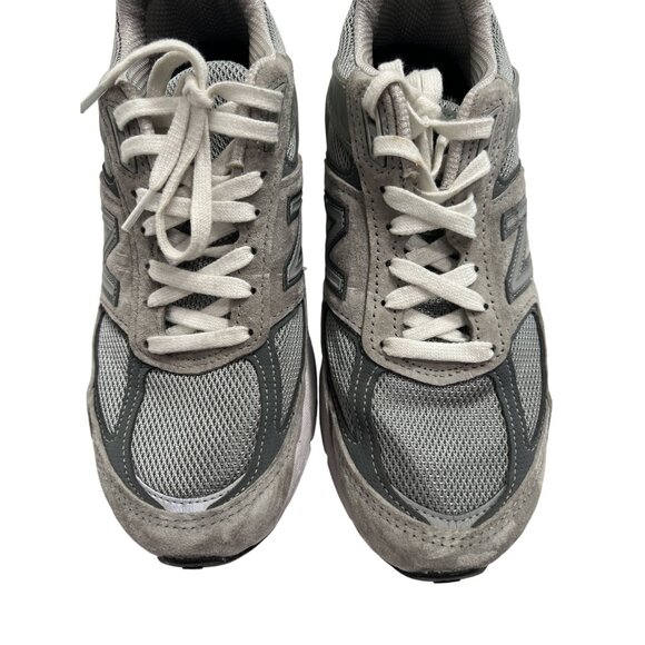 New Balance W990v5 Sneakers in Grey - Picture 4 of 9